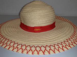 STRAW HAT